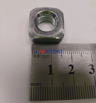 Гайка 10х1,5мм квадратная, хомута топливного бака 251108-п29Фото