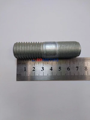 Шпилька 18х1,5х40мм колеса арт. 00000-0853308-009фото