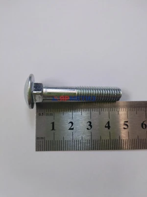 Болт 8х45х1,25мм болта платформы с квадратным подголовником арт. 00000-0210384-009фото