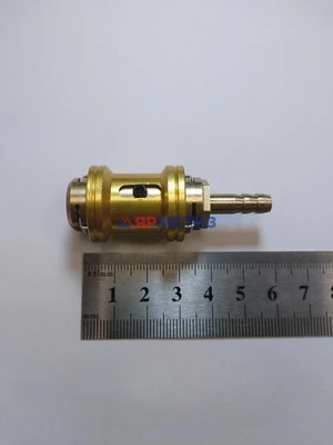 Наконечник быстросъемный для подкачки шин 6 мм елочка