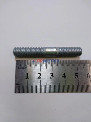 Шпилька 8х1,25х32,5мм задней крышки КПП арт. 21010-1701202-008