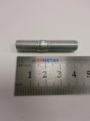 Шпилька 8х25х1,25мм выпускного коллектора 01-07 белая арт. 00001-0035435-218