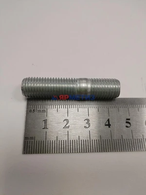 Шпилька 10х30х1,25мм соединительного патрубка выпускного коллектора арт. 00001-0034497-219