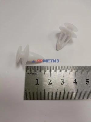 Клипса двери Приора арт. 2170-6102053